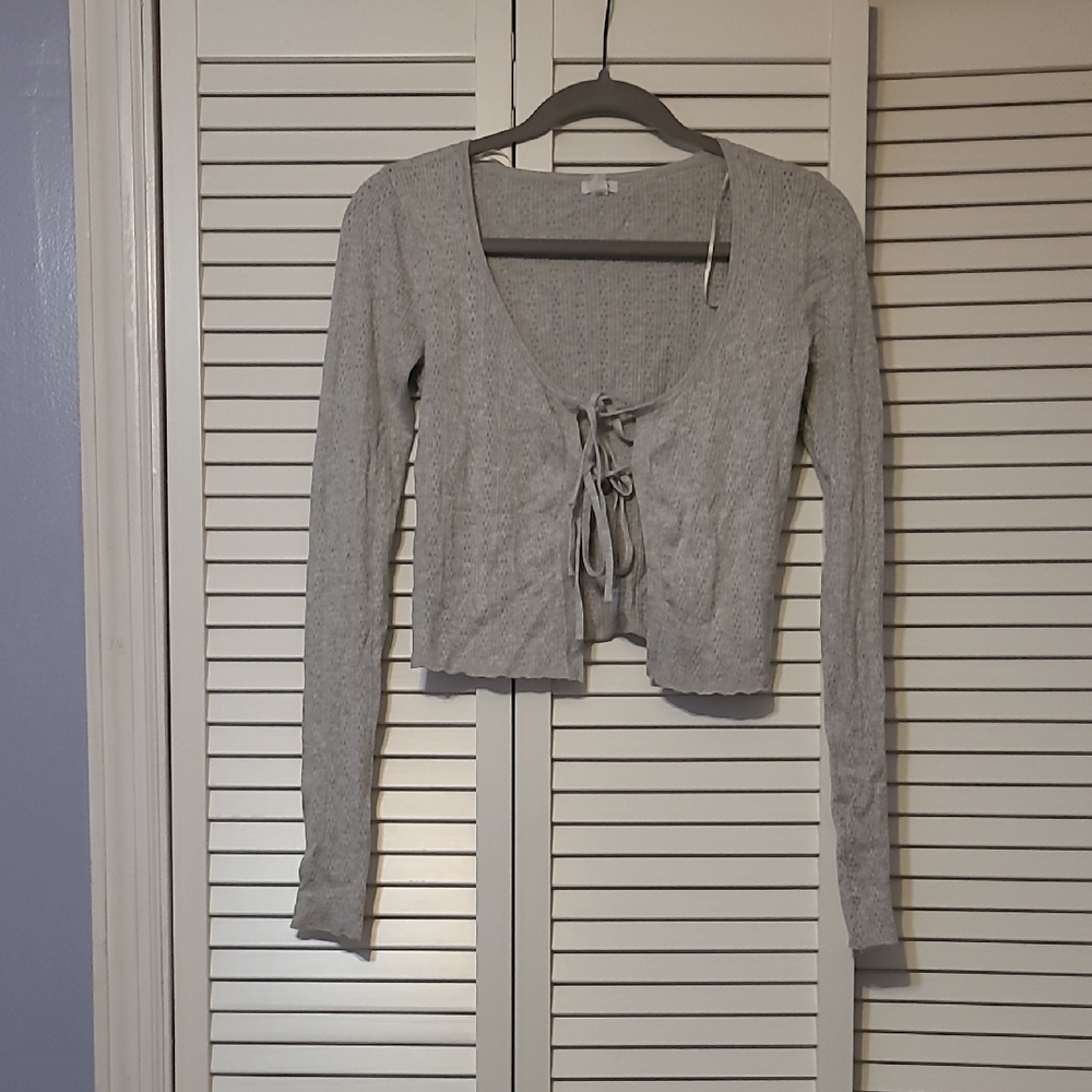 Garage Light Gray Long Sleeve Crop Top